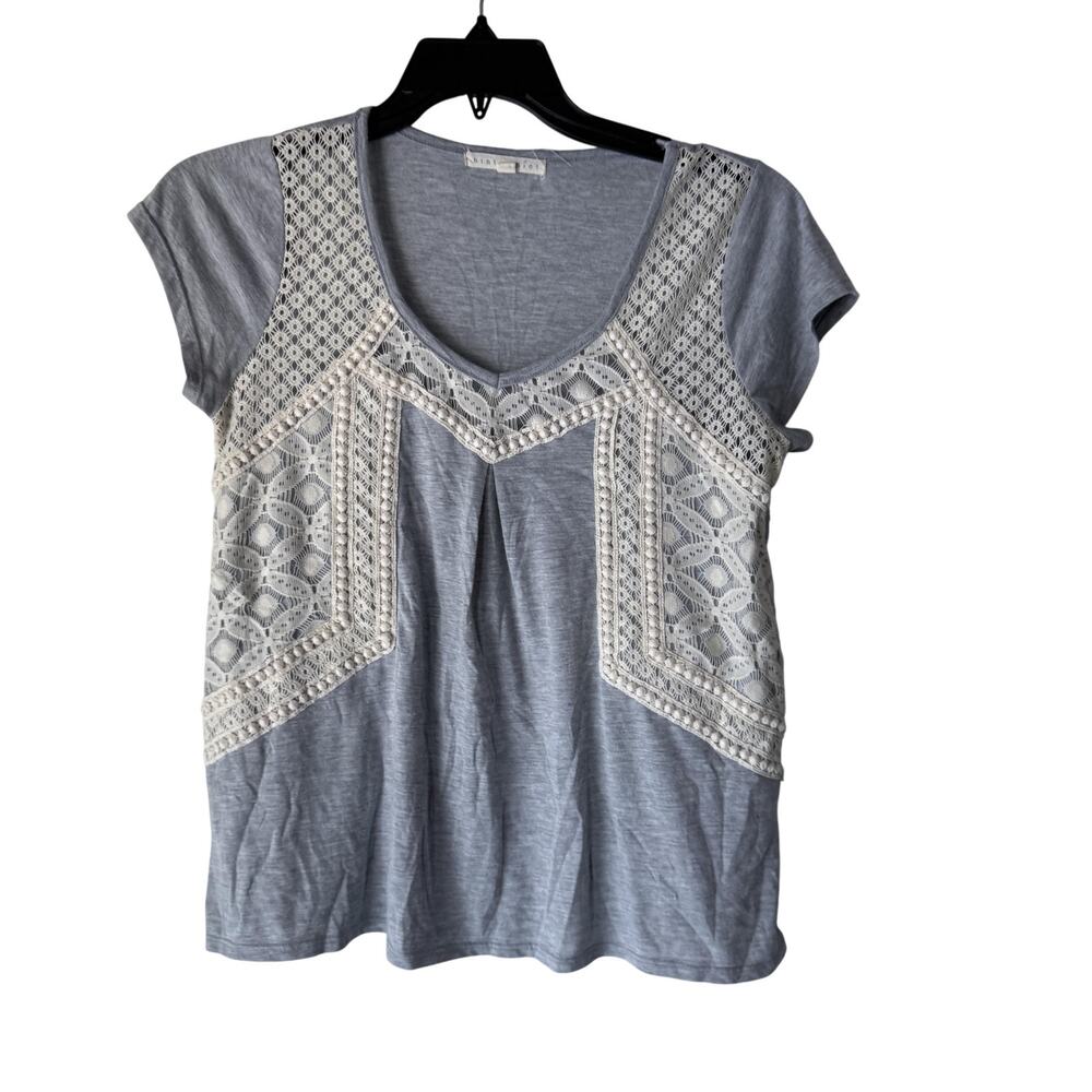 Hint of Mint Shirt Womens Large Gray Lace Crochet Overlay Boho Short Sleeve Top‎